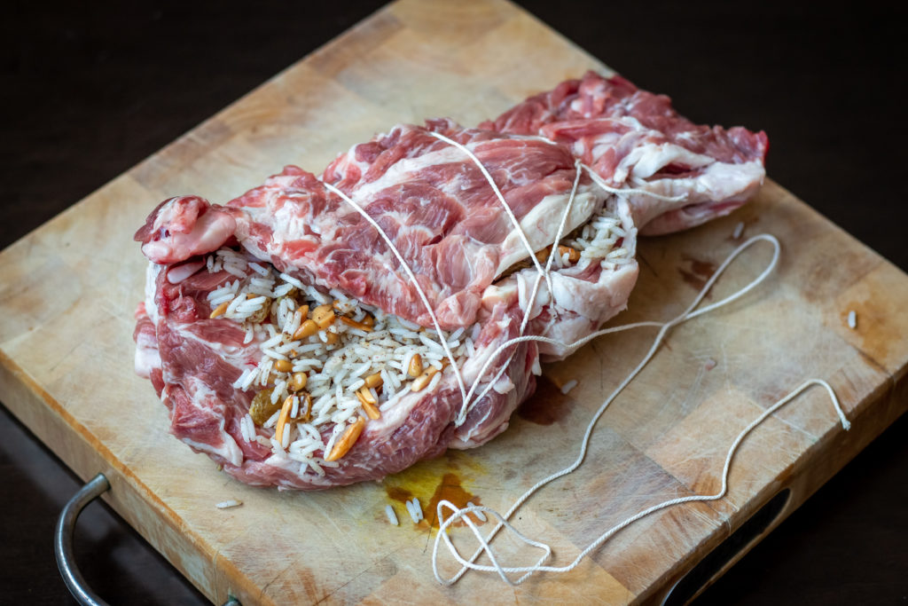 Lamb’s neck stuffed with raisins and grapes