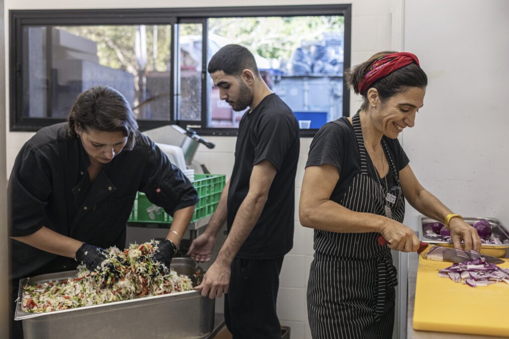 Chefs in Shifts | Food for the Frontline