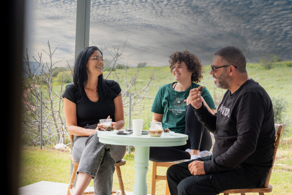 Tamar Darmon and Shira Zeretsky | Photo by: Guy Ashkenazi