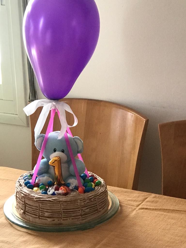 Hot air balloon cake 