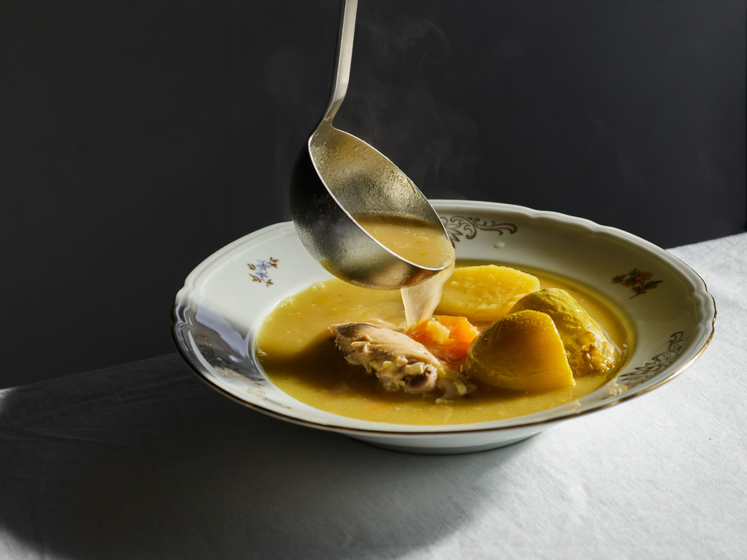 מרק עוף תימני לזכרו של גלעד כפיר ז"ל